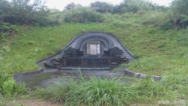 农村坟墓望坟断顺口溜三则,一看便知自家后代事