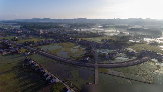 从冰天雪地到春光明媚-航拍湖南益阳市桃江县石牛江的冬天与春天