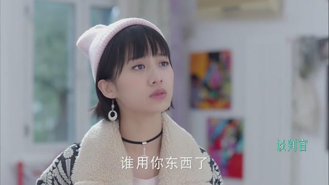 这还不是最气人的,最气人的是,童恬恬有一次没钱了,偷偷潜入童薇的