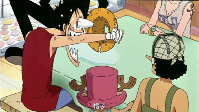 海贼王,路飞很爱他的草帽,动过草帽的人都被打飞了,一点不留情