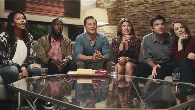 喜剧电影《游戏之夜》:不断的反转外加搞笑惊