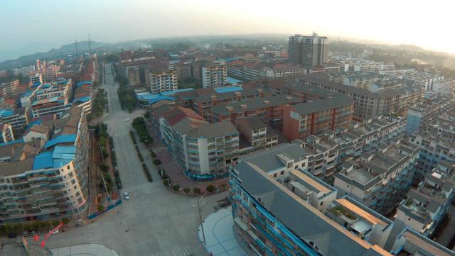 广安市最有钱的几个超级大镇,你绝对想不到