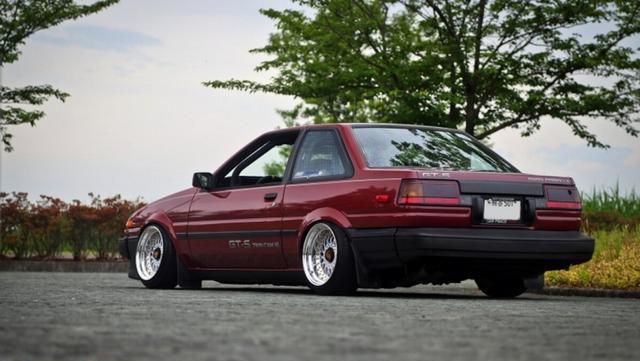 经典延续 红色丰田ae86改装鉴赏