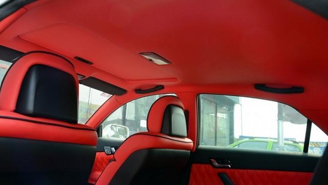 我的锐志改成了中国红内饰