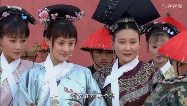 《甄嬛传》甄嬛进宫得知居住在碎玉轩时,谁注意芳若微妙的表情了