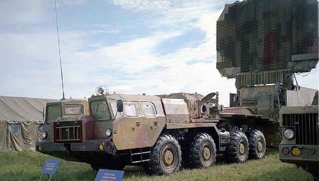 防空导弹发射升空4秒后坠向人群 20人被烈焰吞噬 损失30亿元