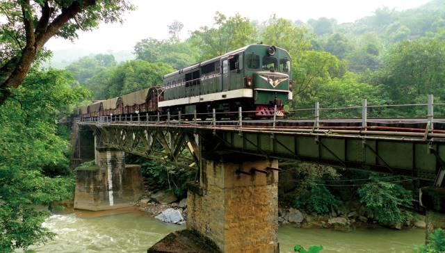 滇越铁路:跨越百年的小火车