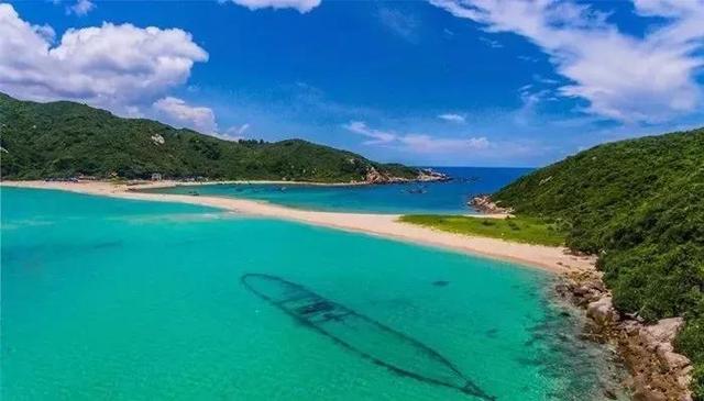 大洲岛 海水清澈见底 堪称潜水天堂