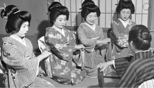 二战后, 日本用两方法使人口剧增, 让人不耻, 不