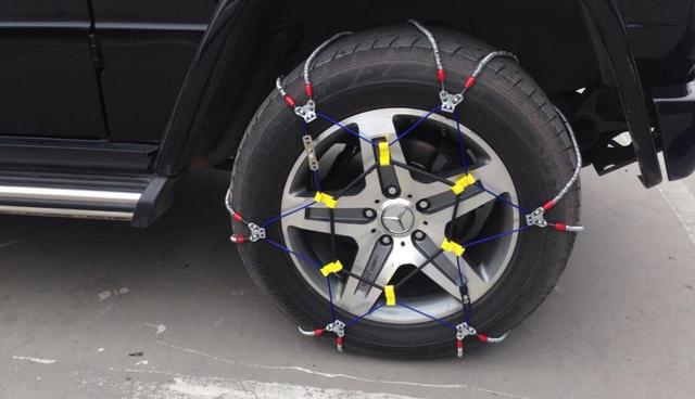 天寒地冻 下雪路滑 防滑链你用对了吗?