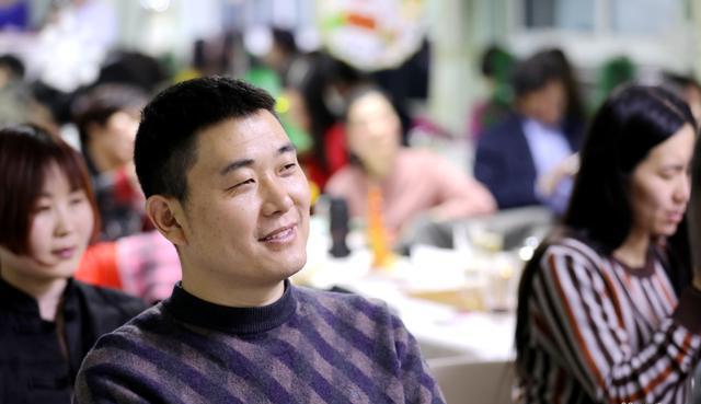 这个冬日,著名现代作家靖一民诗歌朗诵会燃爆醉美诗会