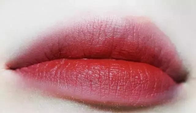 MAC口红试色大全,收了这些颜色人生才算完美