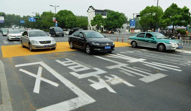 交通违章的常见情形以及处罚标准-新浪汽车