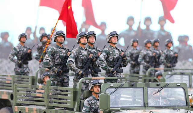 阅兵的高清图片,只看这一篇文章就足够了|阅兵|作战|解放军_新浪新闻
