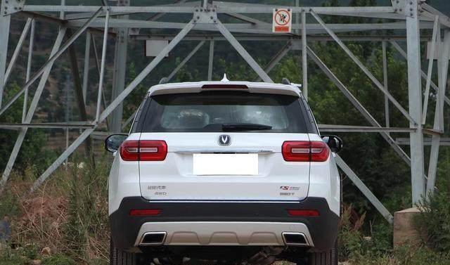 车的销量却非常苍白,比喻日产楼兰(配置|询价),路虎极光,林肯mkz等等