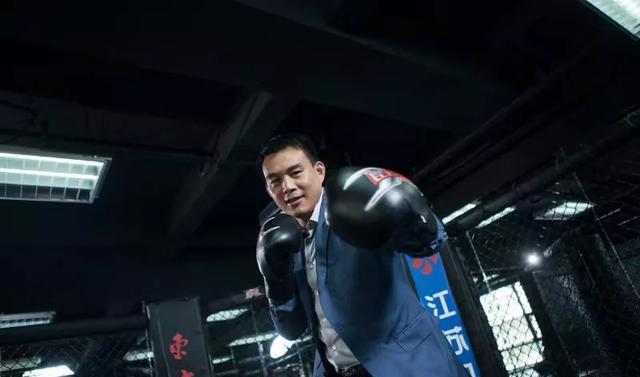 重磅,昆仑决姜华四年亏损8个亿,他还将会坚持多久?