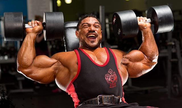 大萝莉教你练球形肩膀记住这6个动作你就是行走的衣架