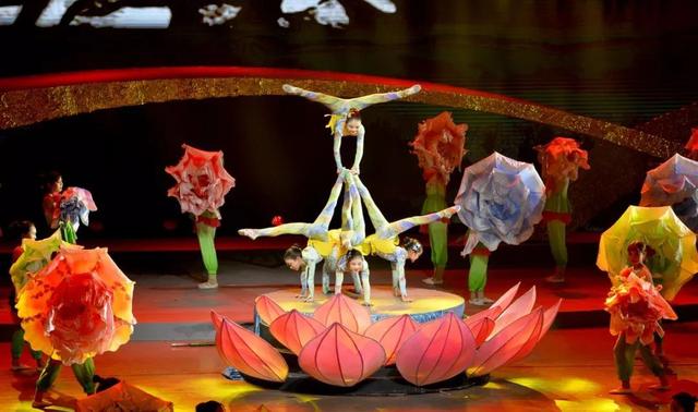 广元利州春晚,文化盛宴,小品,杂技,武术,巴巴掌响不停!