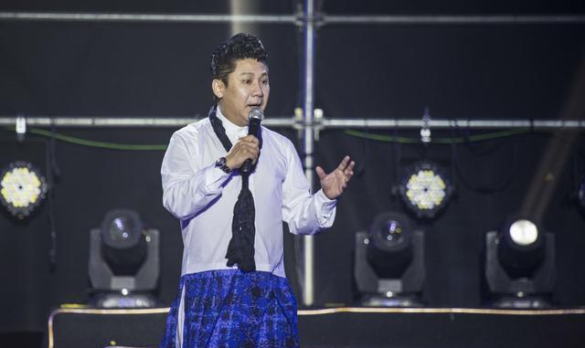 主持人毛威再因醉驾被抓 往日生活照回顾