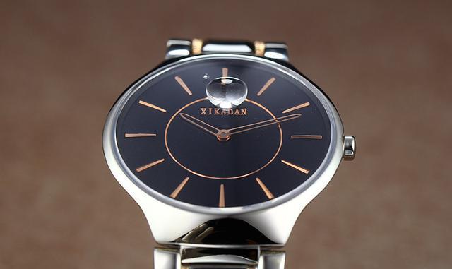 你的手表是蓝宝石玻璃镜面吗?