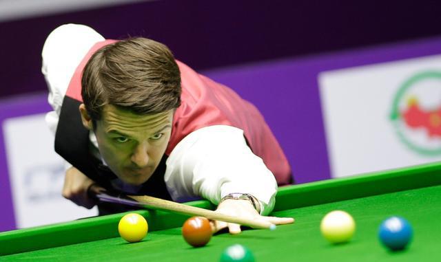 福不双降|丁俊晖惊险晋级,奥沙利文却出局|奥沙利文|丁俊晖|霍尔特