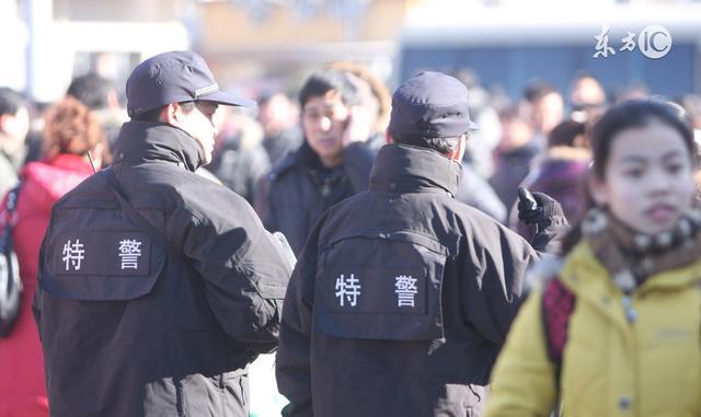 厦门地铁辅警招250人,年薪6万,辅警待遇到底如