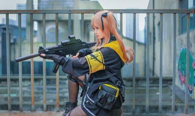 这个小9有点酷少女前线ump9的cosplay欣赏