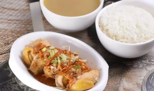 虫草花蒸鸡配饭