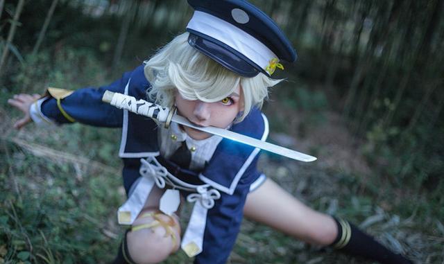 刀剑乱舞五虎退cos可爱的小老虎快来给我摸摸头