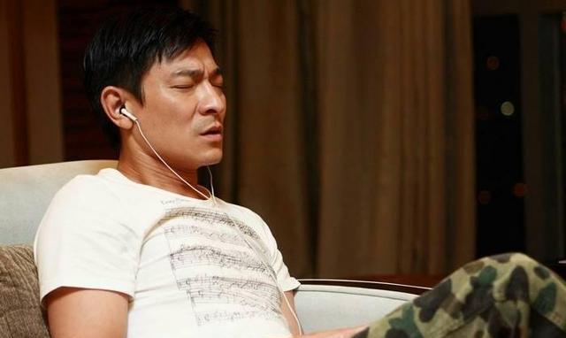 最爱华仔的十首歌曲,百听不厌!你听过几首?|刘德华|歌曲|华仔_新浪新闻