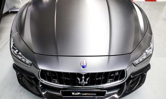 玛莎拉蒂ghibli汽车电光金属钛灰车身改色贴膜效果图