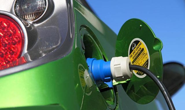 汽车发动机压缩比是怎么算的?压缩比越高动力