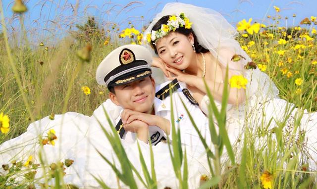 兵哥爱上女孩家里人不同意兵哥一击就中女孩挺着肚子结婚