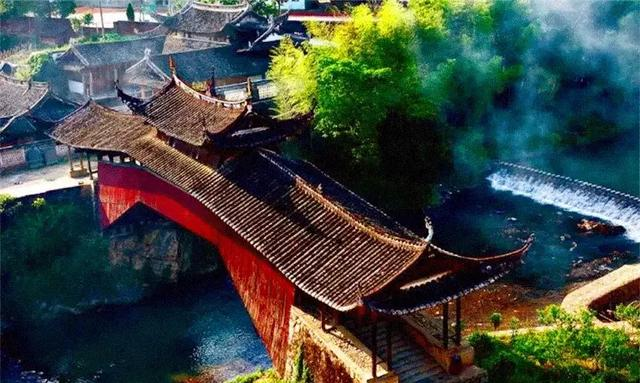 我国古代最厉害的木桥,无一钉一铆一桥墩,却能百年不倒!|桥墩|木桥|厉害_新浪新闻