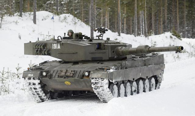 超级详细解说——世界最先进坦克 德国豹-2a6主战坦克