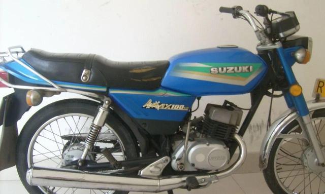 【铃木ax100】90年代初进入国内,当时少有的造型,与cb125t和gs125等车