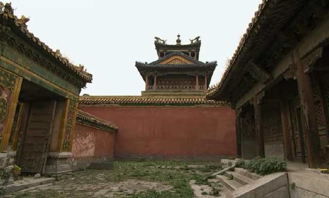 实拍:北京故宫暂未开放的区域,破旧不堪的外表下,显露着真实