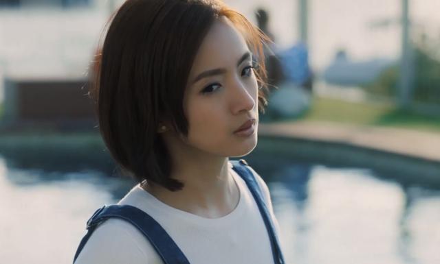 好久没拍电视剧的林依晨,在《老男孩》里,成熟出了高级感!