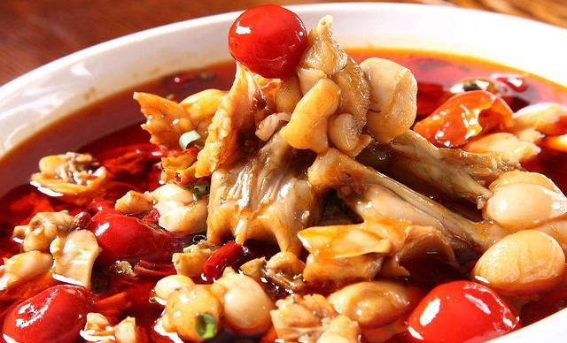 美食制作:水煮牛蛙