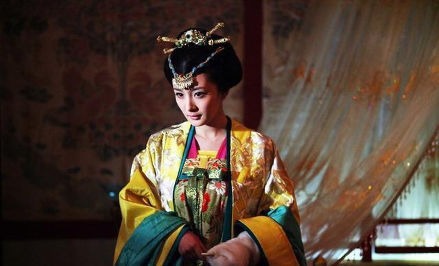 李建成死后李世民把他的妻子怎样了