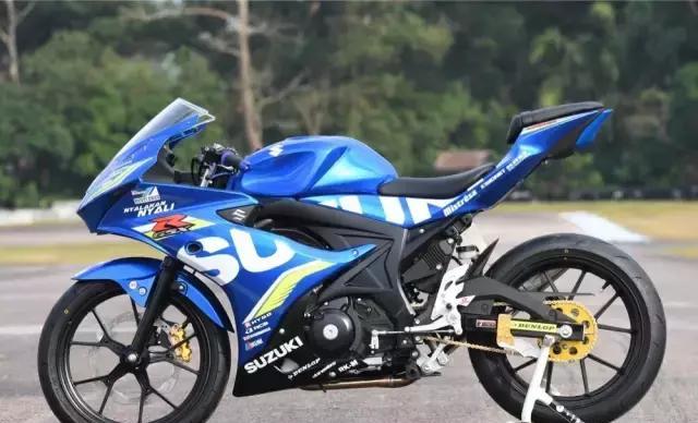 铃木gsxrs150来袭售价1万7国内能跟上脚步吗
