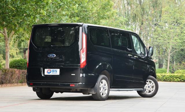 实拍途睿欧豪华型商务车 6座豪华商务车