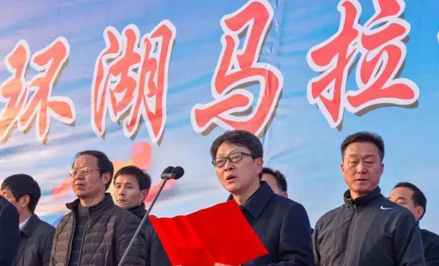 嵩县陆浑环湖马拉松,火热开跑!高清大图带你感受精彩瞬间!