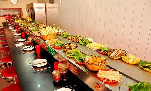 一元旋转火锅未来能取代麻辣烫和街头串串香么?