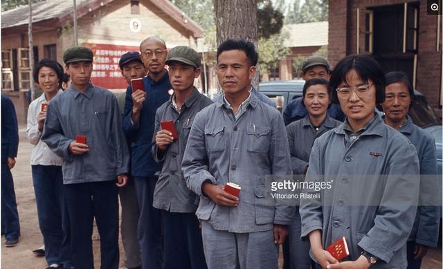 美国人拍摄的1971年中国老照片40多年前的人们是这样子