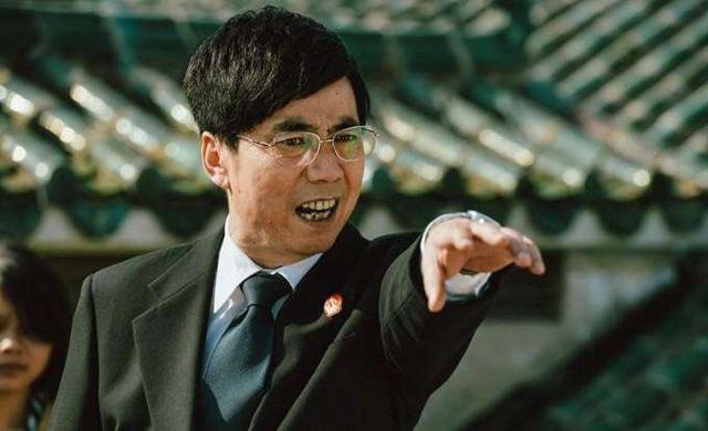 不论是《炊事班的故事》中的老高,还是《武林外传》中的老邢,几乎都是
