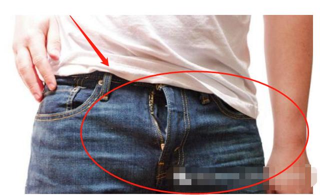 上班发现老板没拉"拉链"怎么办?10条神回复,高手在民间!