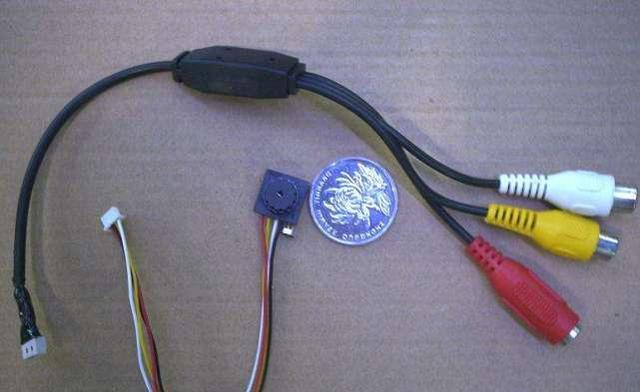 一颗螺丝钉中隐藏的微型红外摄像头防不胜防