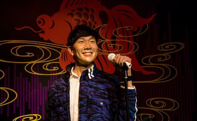 杜莎夫人蜡像馆新加坡林俊杰的蜡像