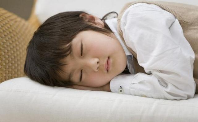 离婚三月,半夜儿子说5个字,我泪流满面|儿子|孩子|前夫_新浪新闻